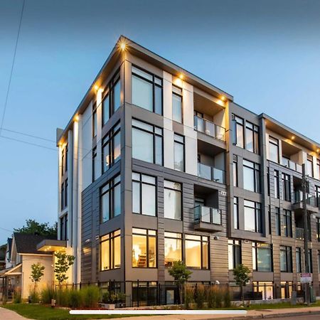 Westview Luxury Suites Ottawa Exteriör bild