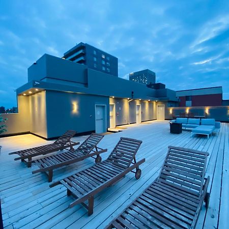 Westview Luxury Suites Ottawa Exteriör bild