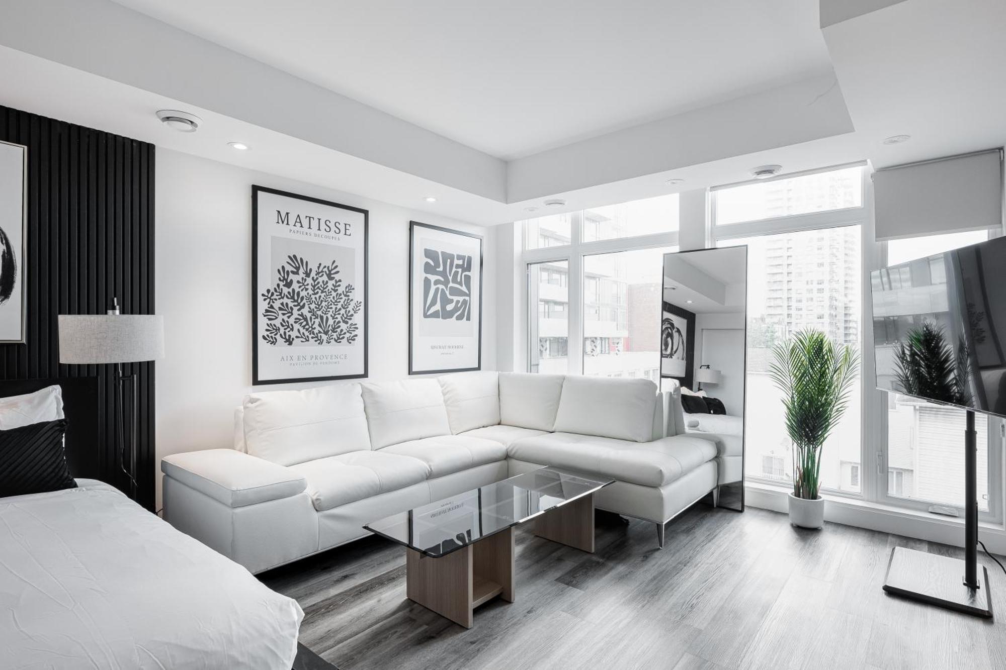 Westview Luxury Suites Ottawa Exteriör bild