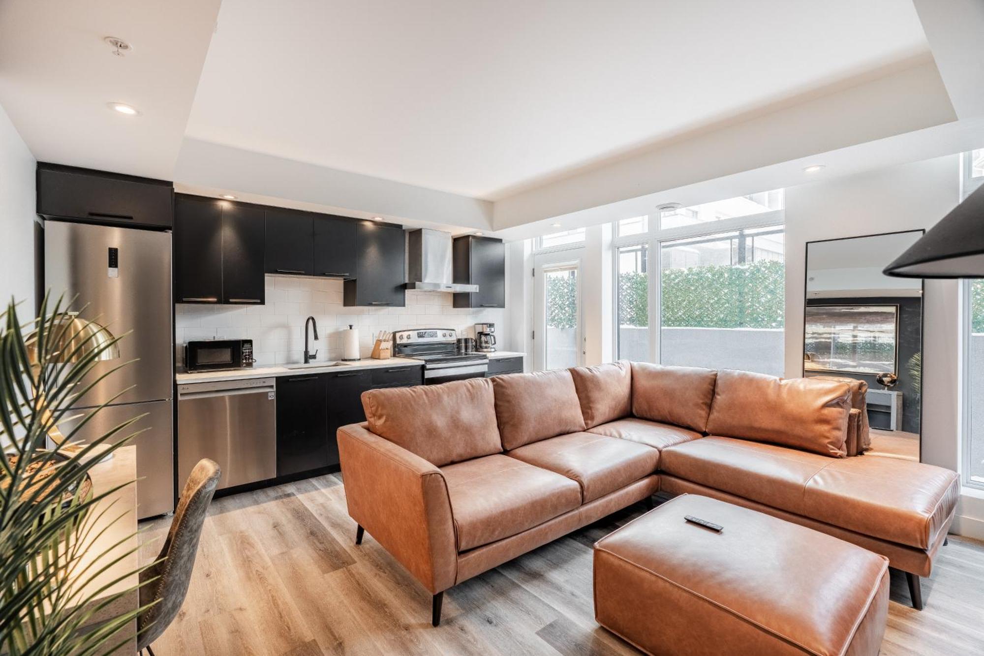 Westview Luxury Suites Ottawa Exteriör bild
