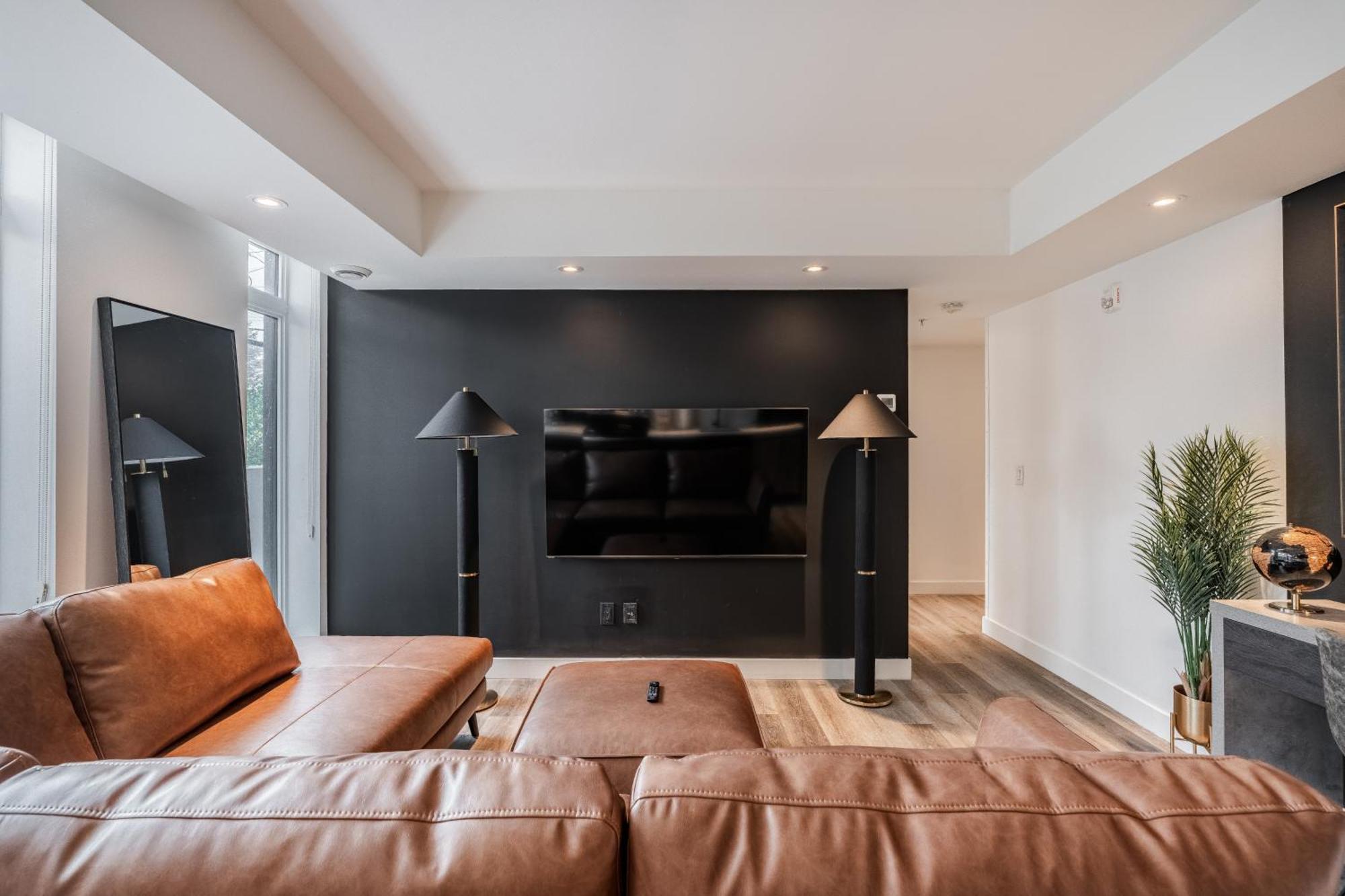 Westview Luxury Suites Ottawa Exteriör bild