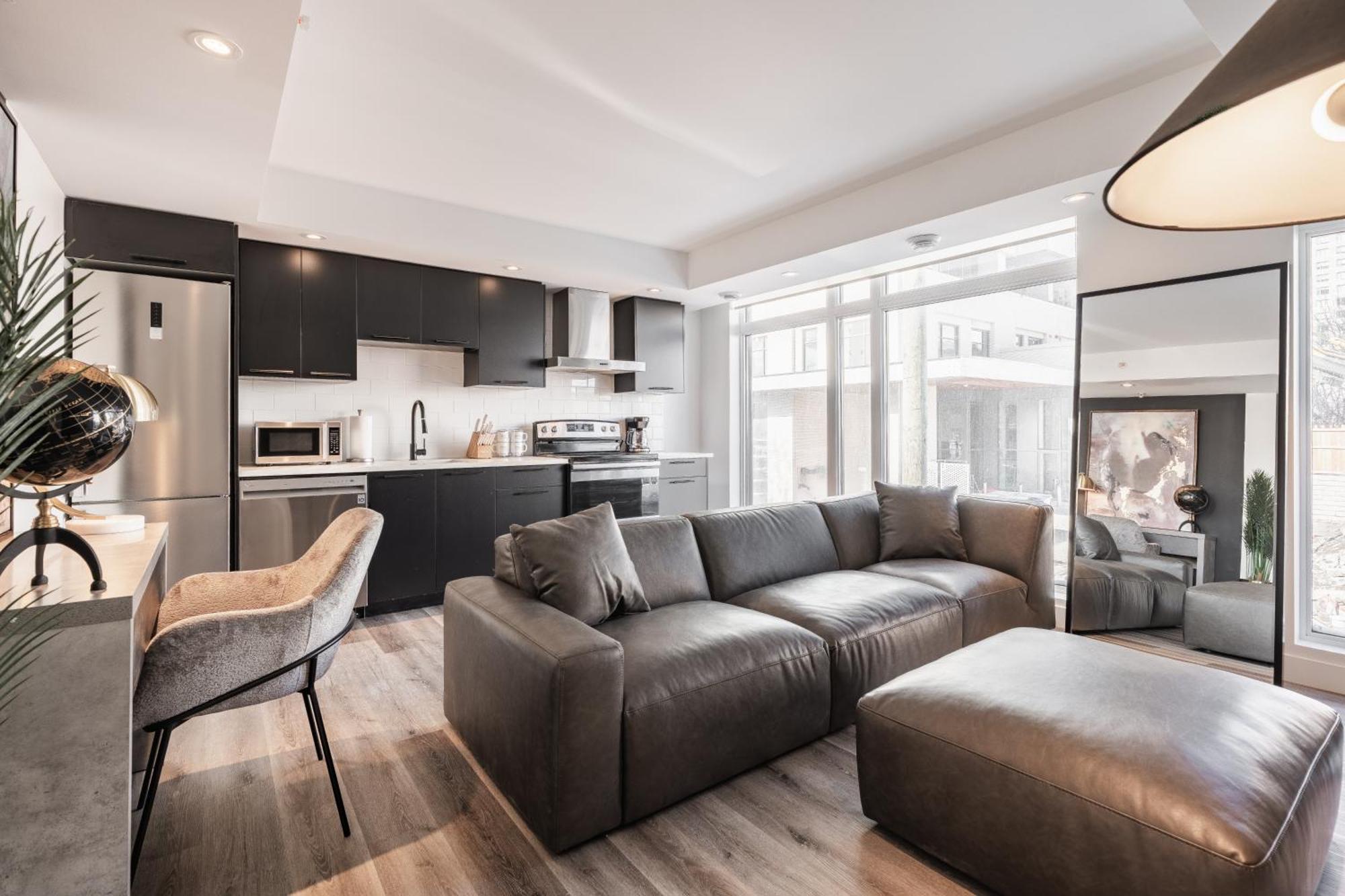 Westview Luxury Suites Ottawa Exteriör bild