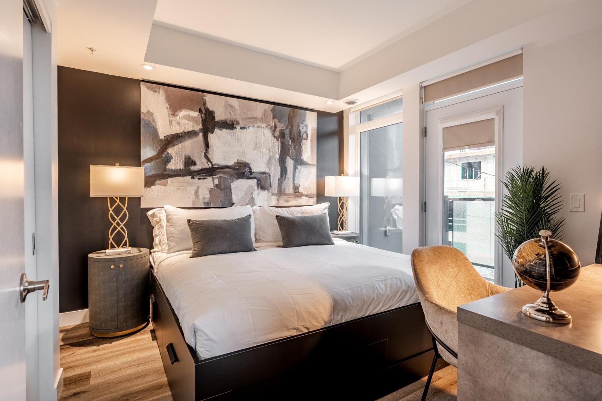 Westview Luxury Suites Ottawa Exteriör bild
